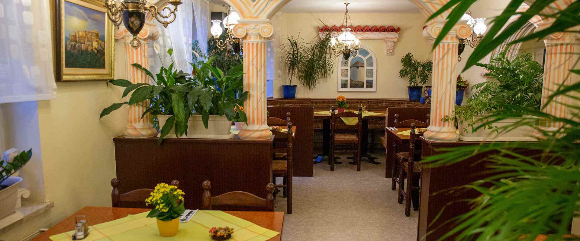 Akropolis: Griechisches Restaurant in Bad Steben1